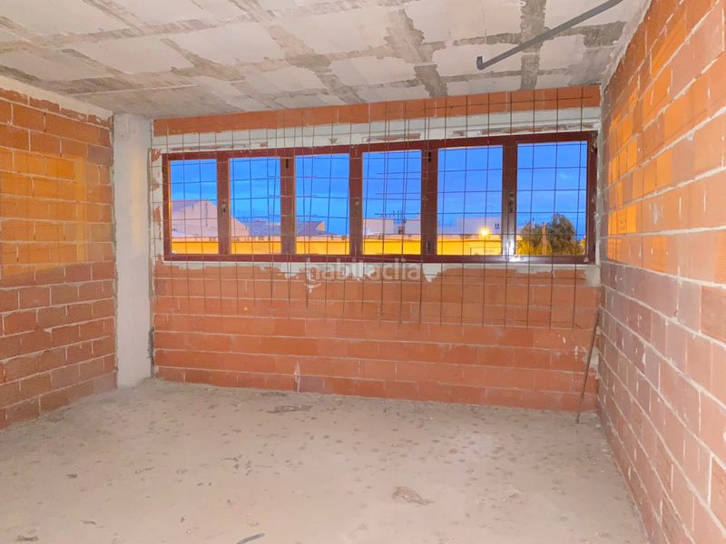 Foto f02b06bc-05cb-42d3-9f47-7d59ace4ea14. Local comercial a Novelda