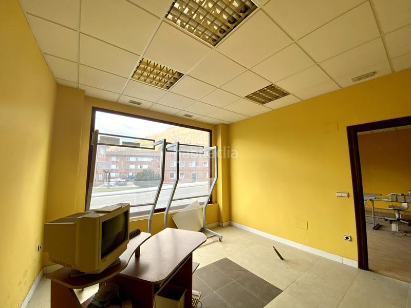 Foto d7273829-bdde-418f-83d8-3636662acc04. Local comercial a San Martín del Rey Aurelio
