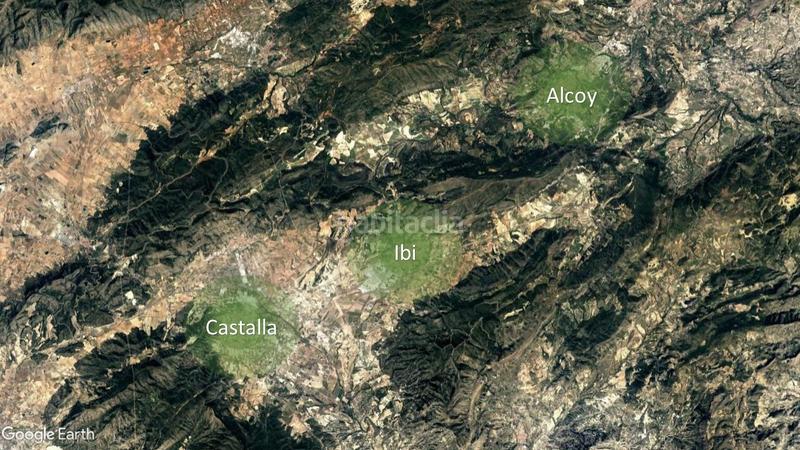 Foto d81e01fa-4614-4e9a-8a85-5b5affaf613f. Fondo rustico in Batoi Alcoi