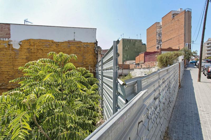 Foto 4da83ec9-e101-408e-a514-c93ebb4630b6. Fondo rustico in La Salut Badalona