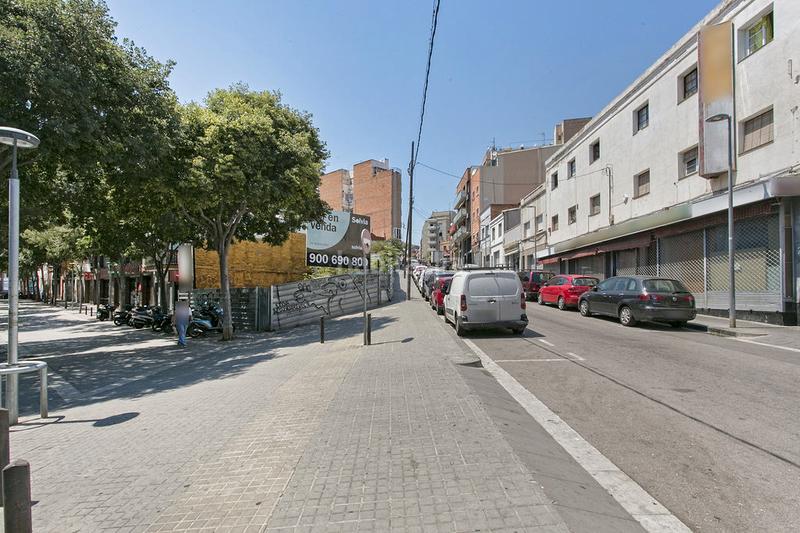 Foto 738b0ecf-f22d-4613-88cc-215c6feae0f7. Fondo rustico in La Salut Badalona