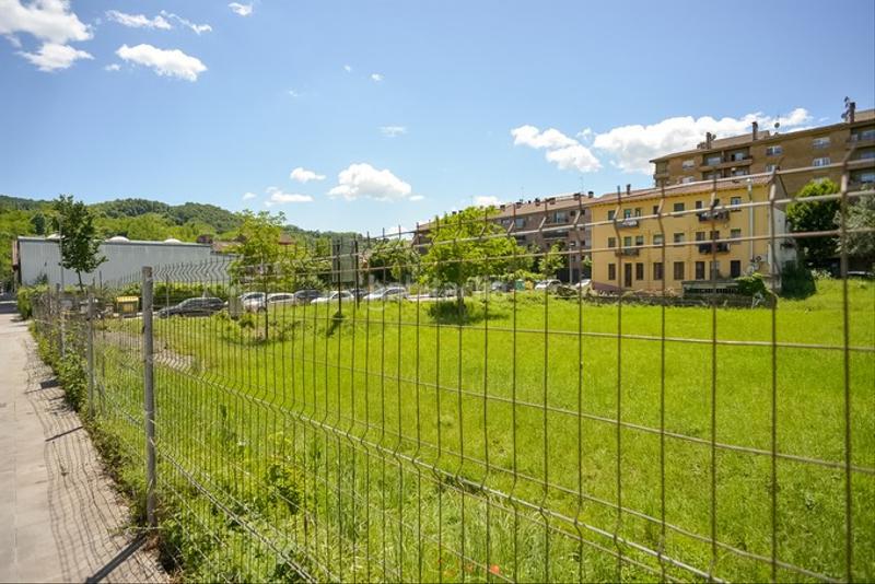 Foto 0309c4e0-ed93-4916-9060-c94d52e9d80b. Finca rústica solvia inmobiliaria suelo urbano en Olot