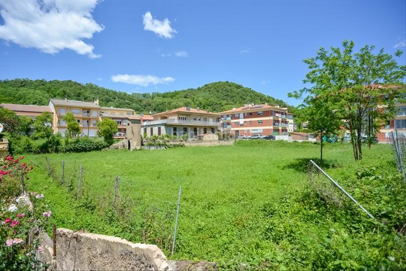 Foto 1a6e591c-5781-463a-af36-100d24d54c08. Finca rústica solvia inmobiliaria suelo urbano en Olot