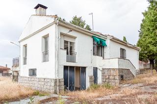Finca rústica  C/ barrio nuevo. Solvia inmobiliaria  terreno con vivienda arapiles