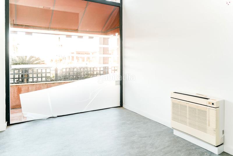 Foto 0dfbeff4-d94b-45c5-b52b-94f202875ad3. Local comercial a Islantilla golf Islantilla