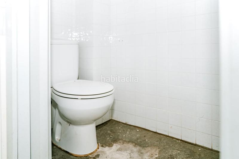 Foto 42fea4a6-fd9b-45e8-9afa-3cae36f0220e. Local comercial a Islantilla golf Islantilla