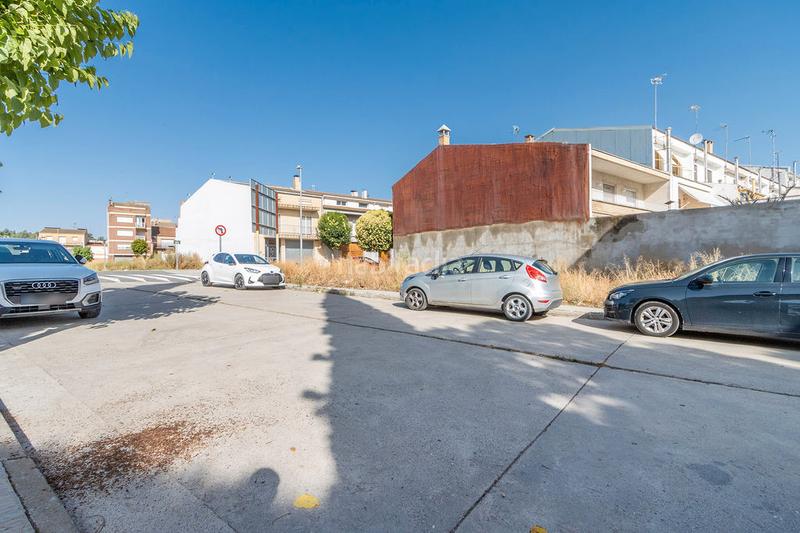 Foto eace927c-1e74-42f3-b252-4c26e18de1af. Finca rústica solvia inmobiliaria suelo urbano en Tàrrega