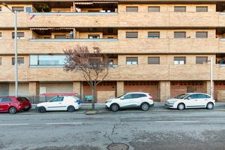 Local Comercial  Pau el quiñón. Solvia inmobiliaria  locales seseña