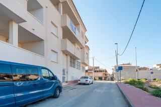 Local Comercial  C/ de villeurbanne. Solvia inmobiliaria  locales abanilla