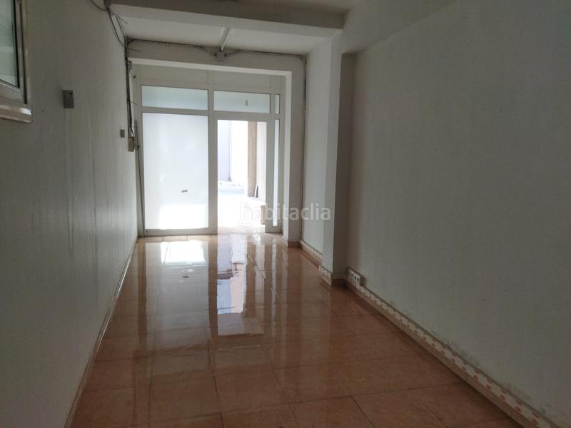 Foto a87a3e6d-24b2-45f0-9b2e-900a31b5f5c6. Locale commerciale in Nord Vilanova i la Geltrú