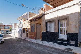 Chalet  C/ jose antonio torres. Solvia inmobiliaria  casa cartagena