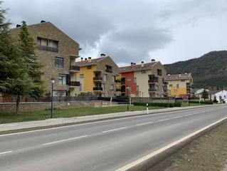 Pis  Cr/ pamplona. Solvia inmobiliaria  piso puente la reina de jaca