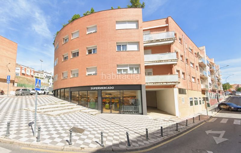 Foto f234d285-e921-48f4-97e0-90ed100ea4ab. Local comercial a Centro Cuenca