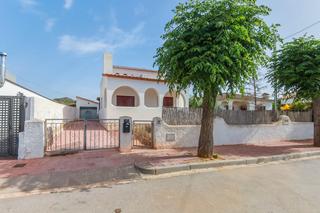 Chalet  C/ creixell. Solvia inmobiliaria  chalet independiente roda de barà