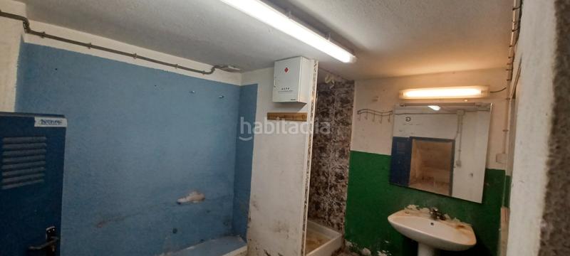 Foto 1347e34b-2c96-494b-b755-343577f8b326. Local comercial a Centre Cornellà de Llobregat