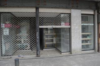 Local commercial  C/ eskola kalea. Solvia inmobiliaria  locales andoain