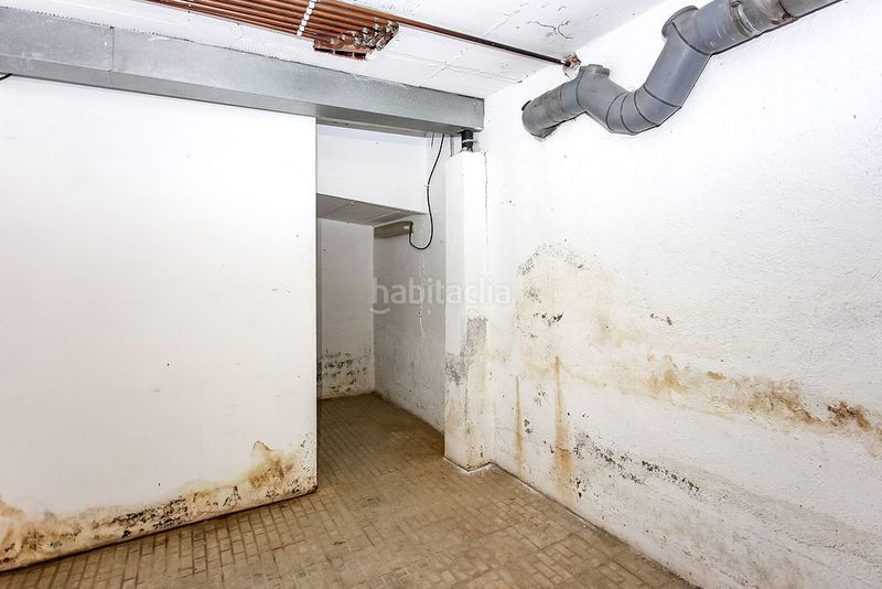 Foto 093d68d8-3af2-4294-bf86-cda7a525bb15. Local comercial a Riera Cornellà de Llobregat