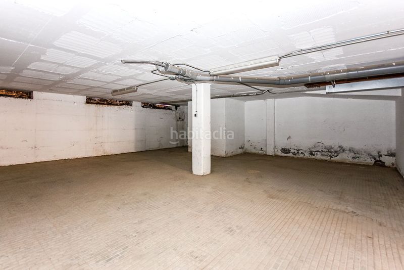 Foto 1316f596-227d-4ff7-9c96-4bbc9487ff12. Local comercial a Riera Cornellà de Llobregat