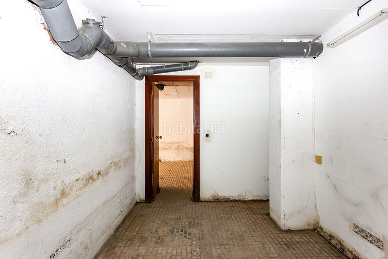 Foto 6c0e88c2-38ce-4a06-ab37-38bb995a384a. Local comercial a Riera Cornellà de Llobregat