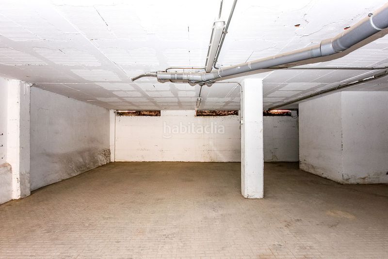 Foto 98780cca-7b77-4350-bdb3-523ff16aaae1. Local comercial a Riera Cornellà de Llobregat