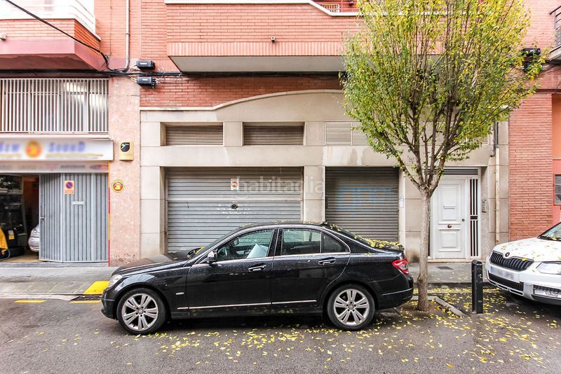 Foto b191d4ea-afa7-45d8-a0aa-770a88e12e91. Local comercial a Riera Cornellà de Llobregat
