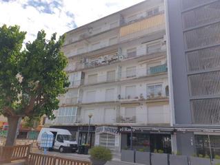 Local Comercial  Av pau. Solvia inmobiliaria  locales castellplatja daro