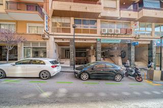Local Comercial  Av de ifach. Solvia inmobiliaria  locales calpecalp