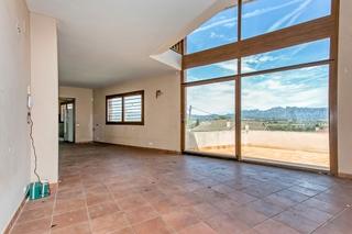 Xalet  C/ clavell. Solvia inmobiliaria  chalet independiente piera