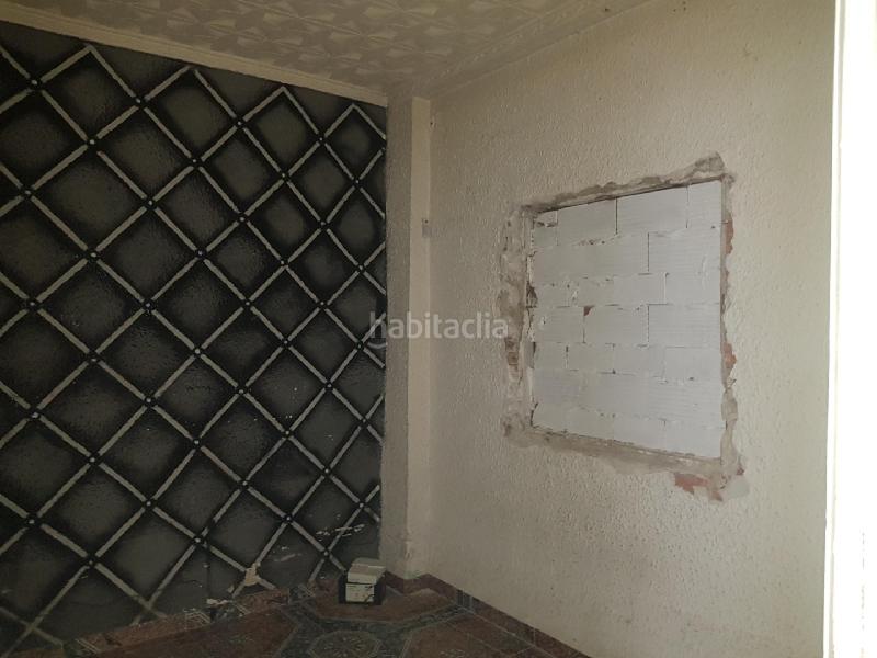 Foto 001a7412-1584-4fb9-aa5f-bf502115b9e8. Casa aparellada a Carlet