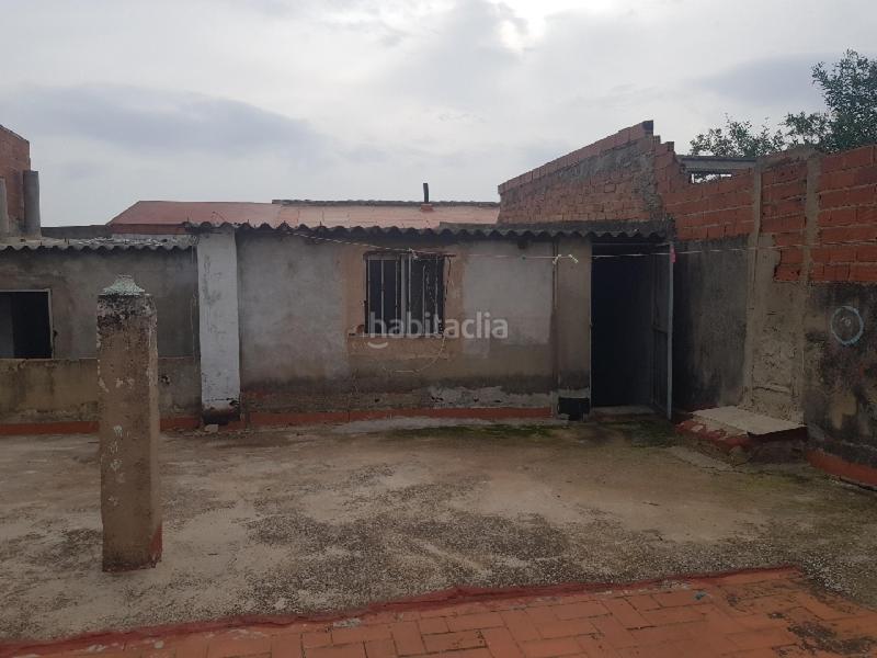 Foto 7e34e12e-8fd9-420f-b869-0a3ab6bd2ec0. Casa aparellada a Carlet