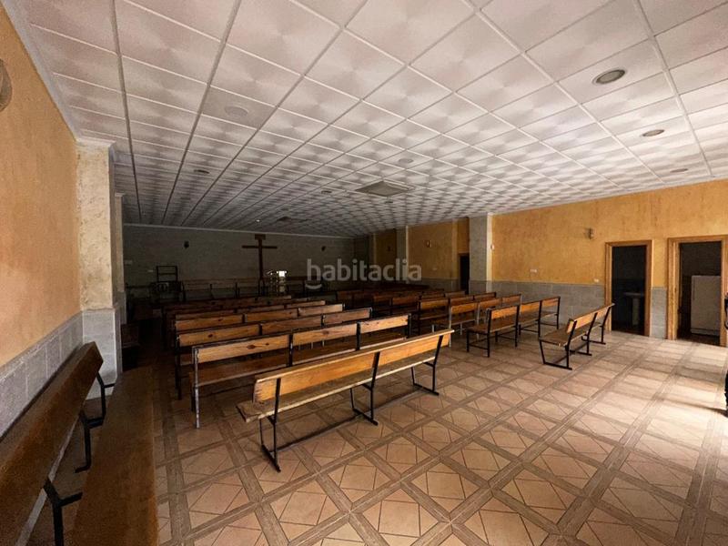 Foto 217ca2e9-3460-423c-b10d-d8b9a1b04a54. Locale commerciale in Centro Elda