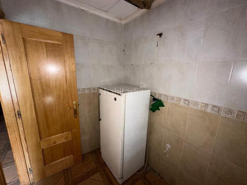 Foto 362a4c4a-6c18-4c36-9650-377638808258. Locale commerciale in Centro Elda