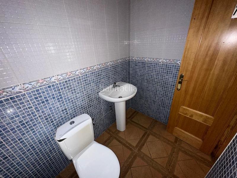 Foto 521fce86-ba48-4a9c-a55f-7f92a672c92b. Locale commerciale in Centro Elda