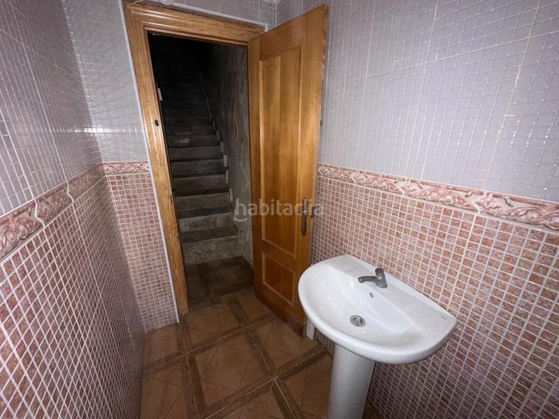 Foto d7210f6a-f3f1-4548-bd15-6270d8b9cc0d. Locale commerciale in Centro Elda