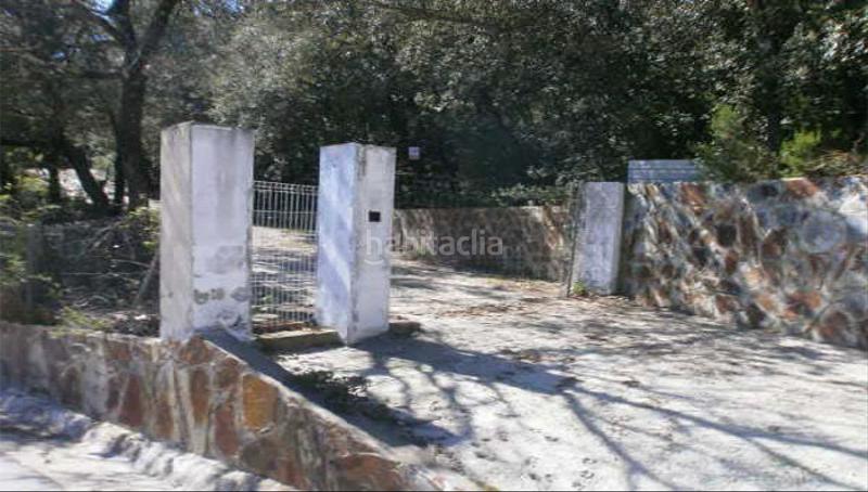 Foto 1040d521-a17c-4bd0-b32e-bea1e8c0c926. Edificio in Can Gonteres Terrassa