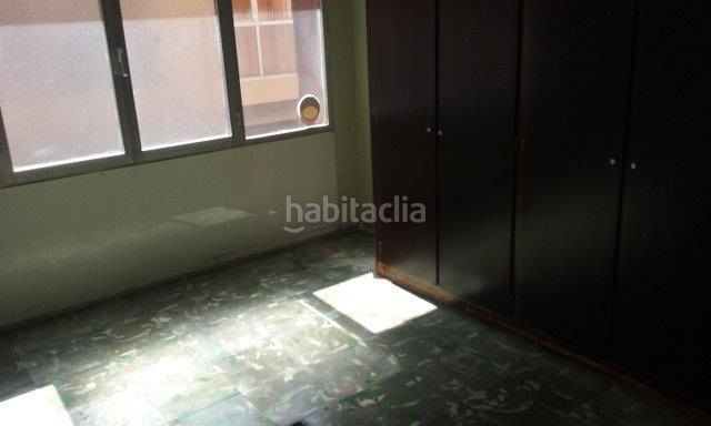 Foto c6e3b120-6d52-48b5-867c-473c0b90690b. Local comercial a Instituts-Universitat Lleida
