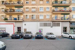 Geschäftsraum  C/ doctor simonena. Solvia inmobiliaria  locales pamplonairuña