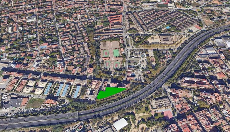 Foto c88d2630-5cba-44a8-8ca5-476ed804f0a0. Local comercial a Centre Esplugues de Llobregat