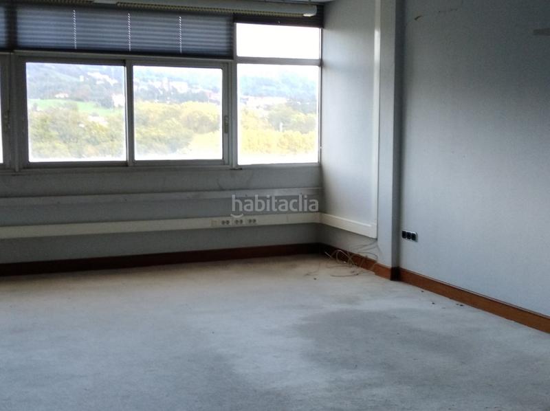Foto 13f522bd-74c5-41d2-8dd3-7b364ce3d67d. Oficina a Oiartzun