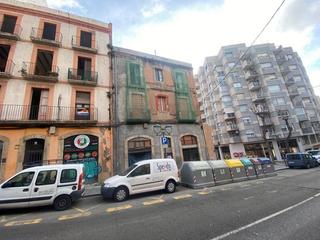 Geschäftsraum  Av d´estanislau figueres. Solvia inmobiliaria  locales tarragona