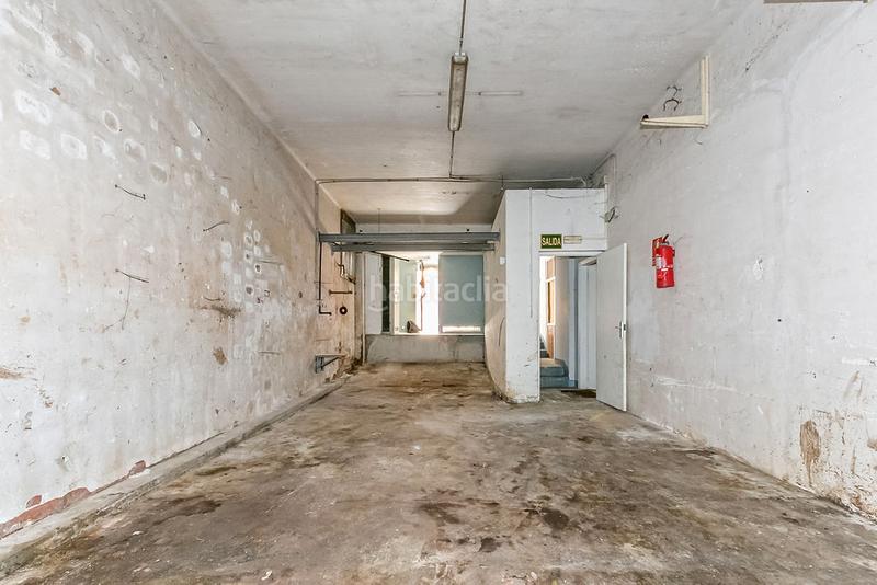 Foto 68291788-921d-4755-a265-44af80c5a6e0. Business premise in Horta Barcelona