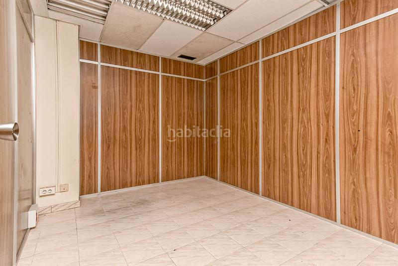 Foto ecf4724a-3770-4afc-a006-b837bbe9271e. Business premise in Horta Barcelona