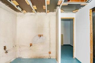 Pis  C/ francesc mateu. Solvia inmobiliaria  piso girona