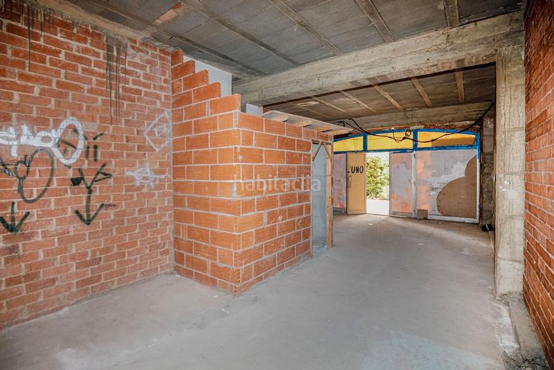 Foto a25fb963-2c5c-4d8d-93ef-b76ae28a1019. Piso solvia inmobiliaria piso en Montjuïc Girona
