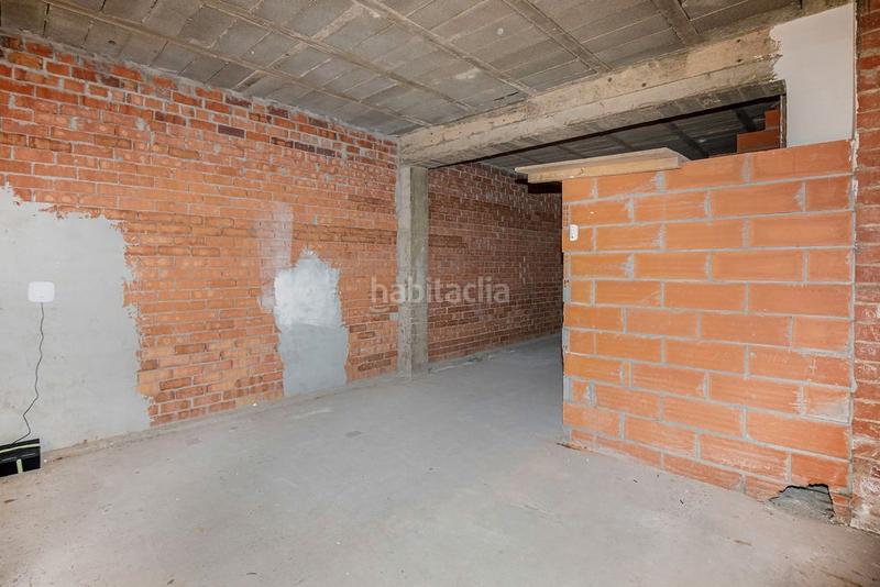 Foto c413a794-89b5-4739-b1f1-2fe1be36d707. Piso solvia inmobiliaria piso en Montjuïc Girona