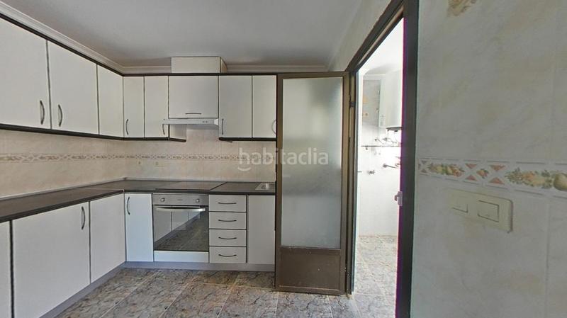 Foto 8d36ed81-0524-44a4-ad0c-033d664ac232. Piso solvia inmobiliaria piso en Plaza de Toros-Avenida Chapí-Trinquete Elda
