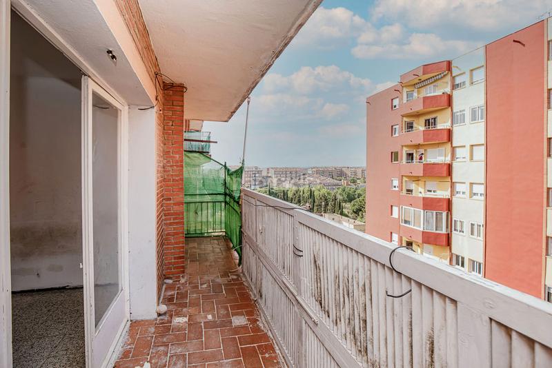 Foto f23227fd-1597-4d8c-a4d1-fd6850e7d932. Piso solvia inmobiliaria piso en Parc Bosc-Castell Figueres