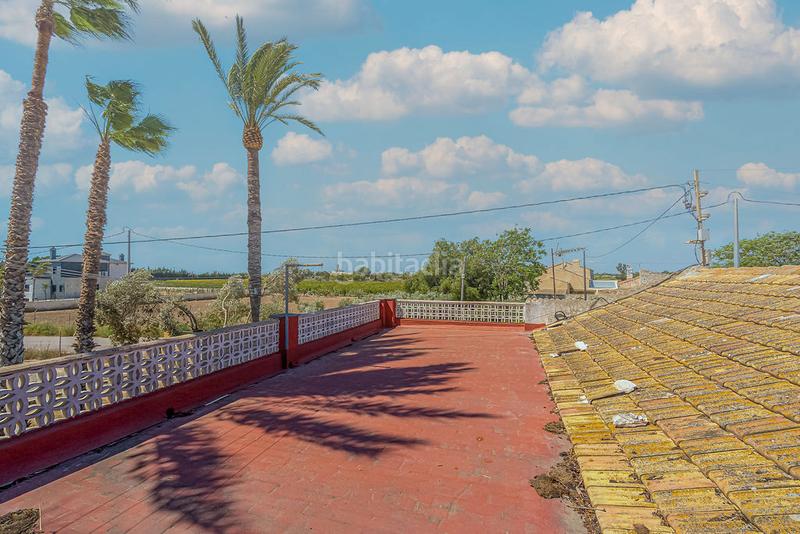 Foto d7ba514d-aef1-4117-90ca-a9dd04c9409a. Chalet solvia inmobiliaria chalet independiente elcheelx en Elche / Elx