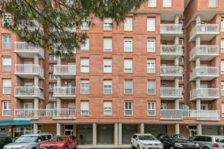 Lloguer Local Comercial  C/ vilanova del camí. Solvia inmobiliaria  locales igualada