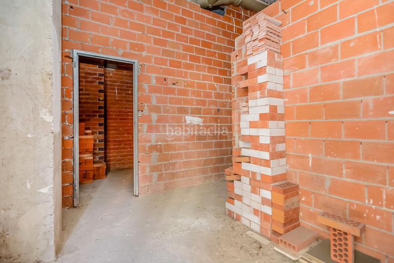 Foto 60957b71-6e86-4df3-89de-7f15792a6989. Alquiler local comercial solvia inmobiliaria locales en Avilés